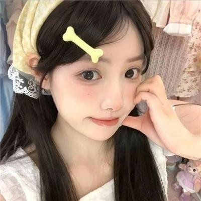 萌子美 虽然她有点怪