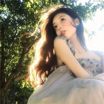 踏着波涛的少年
